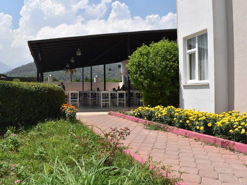 Ares Hotel
