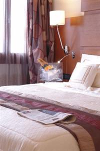 Aressana Spa Hotel & Suites