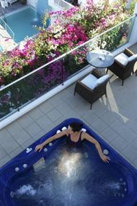 Aressana Spa Hotel & Suites