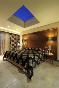 Aressana Spa Hotel & Suites