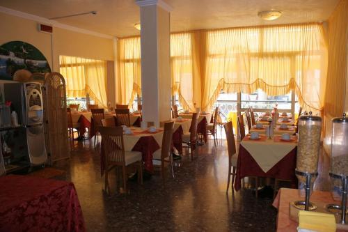 Hotel Paron