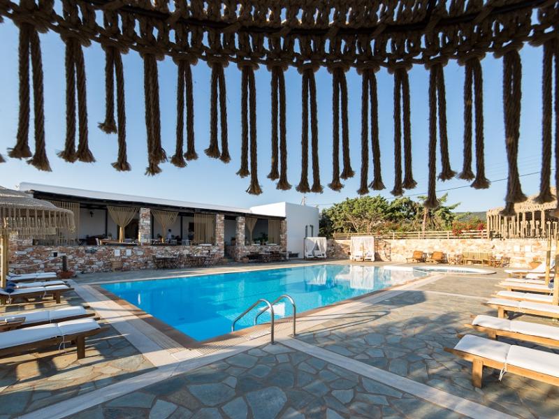 Parosland Hotel & Resort