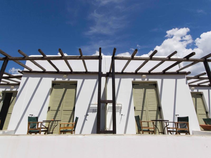 Parosland Hotel & Resort