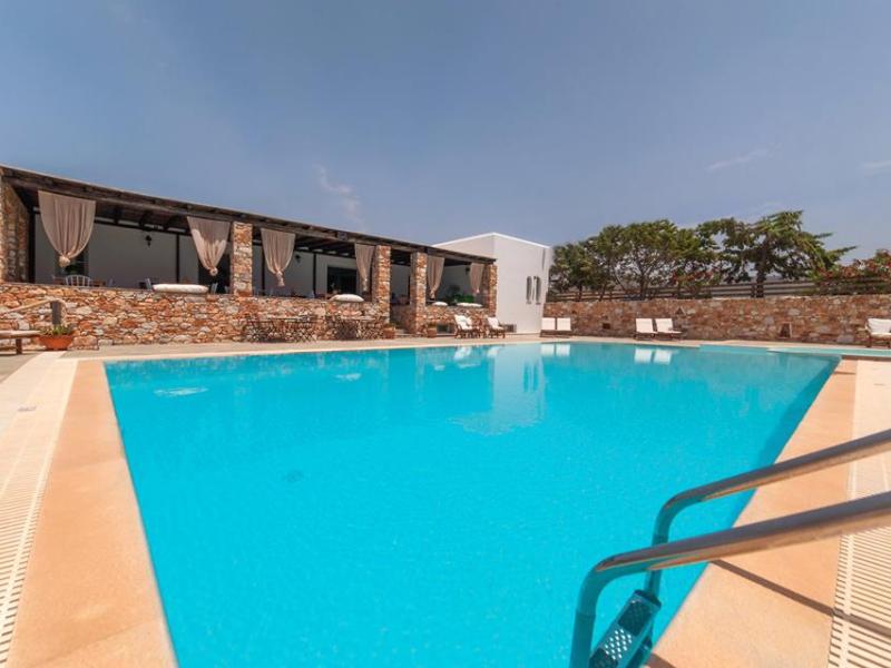Parosland Hotel & Resort