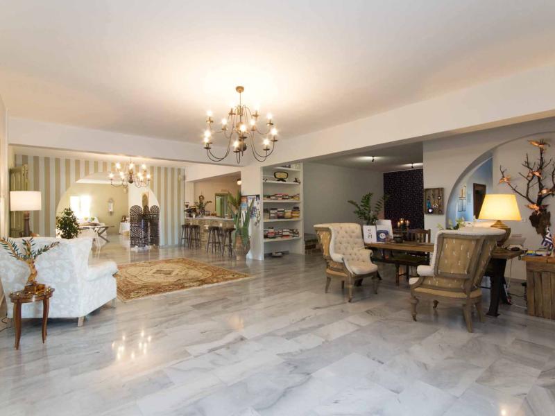 Parosland Hotel & Resort