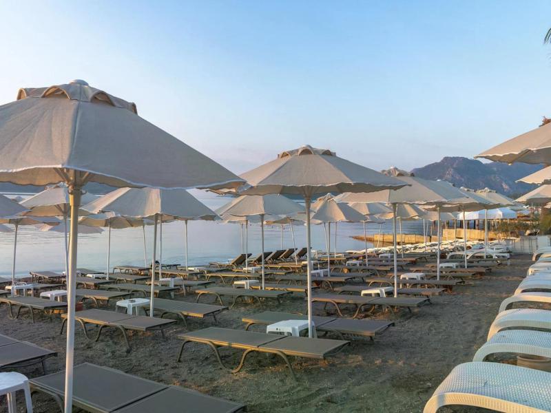 Pasa Beach Hotel