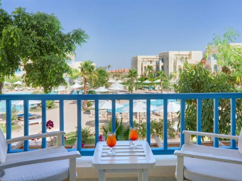 Pasadena Hotel & Resort