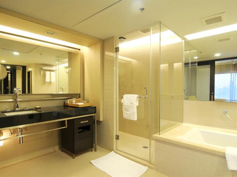 Pathumwan Princess Hotel