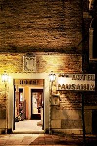 Hotel Pausania