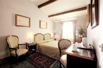 Hotel Pausania