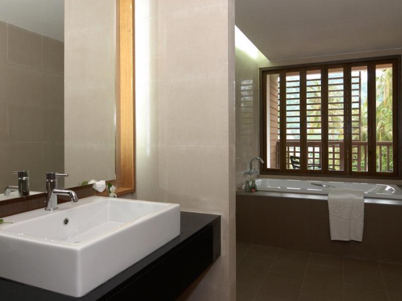 Peach Blossom Resort