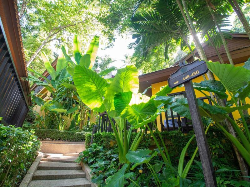 Peach Hill Hotel & Resort