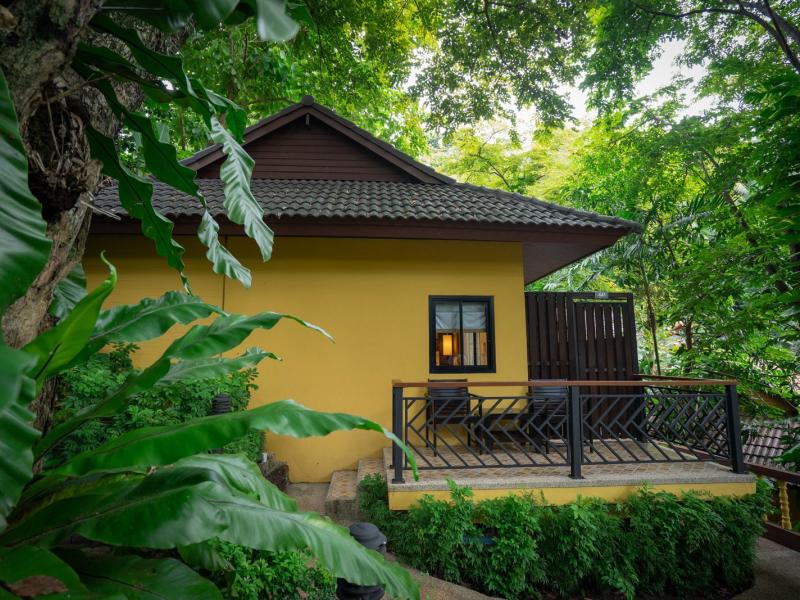 Peach Hill Hotel & Resort