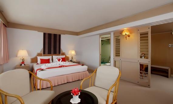 Pearl Hotel