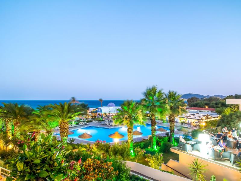 Pegasos Deluxe Beach Hotel