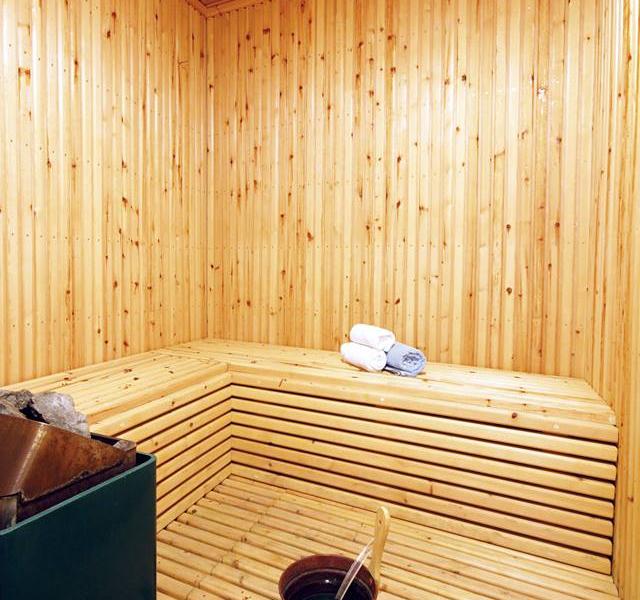 Pelican Bay Art Hotel