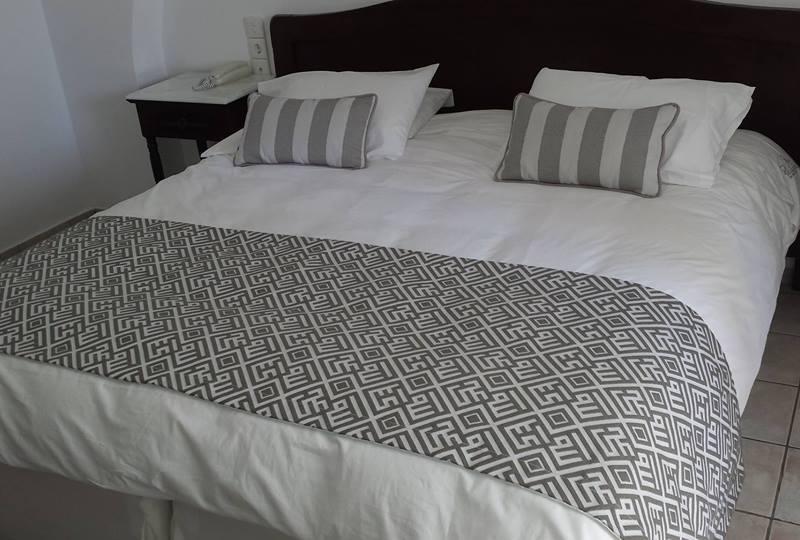 Pelican Bay Art Hotel