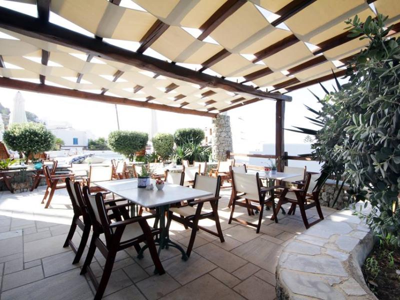 Pelican Bay Art Hotel