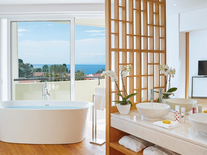 Domes Noruz Kassandra