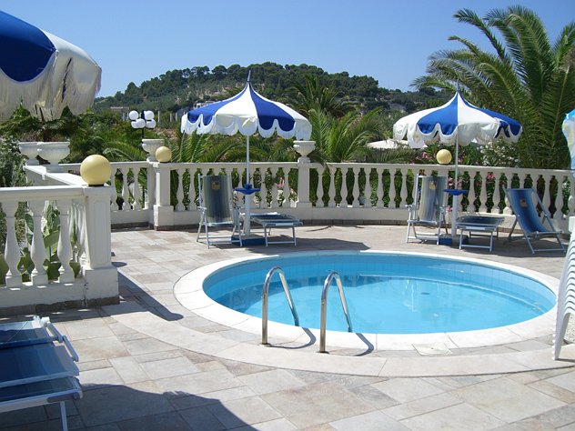 Club Pellegrino Palace