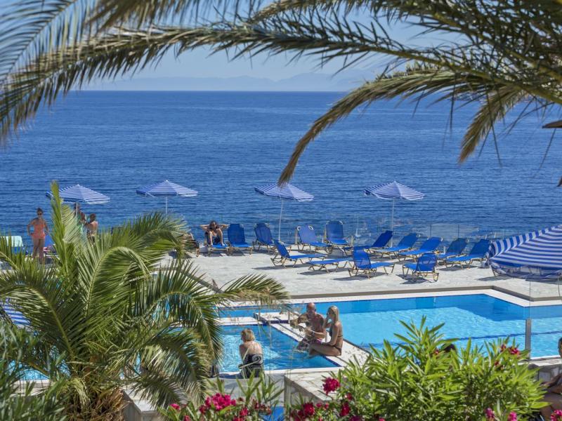 Peninsula Resort & Spa