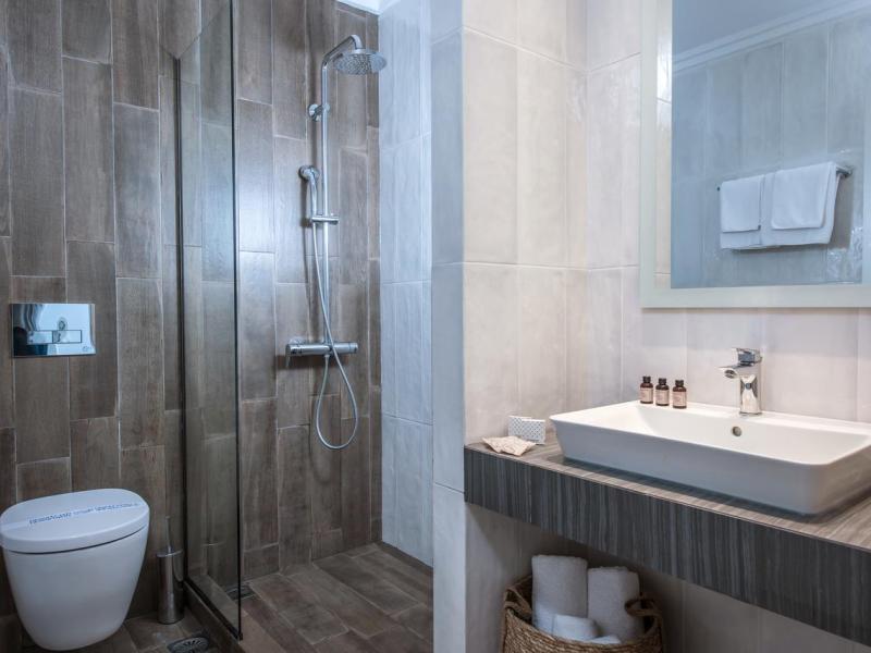 Peninsula Resort & Spa