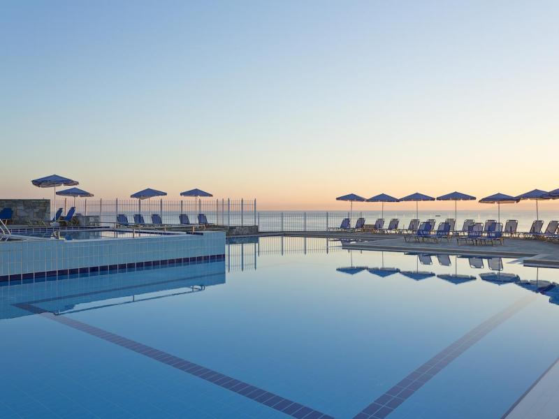 Peninsula Resort & Spa