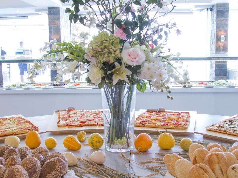 Peninsula Resort & Spa