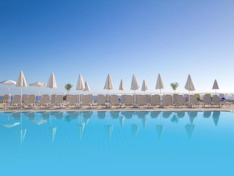 Peninsula Resort & Spa