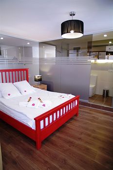 Pera City Suites