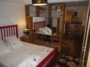 Pera City Suites