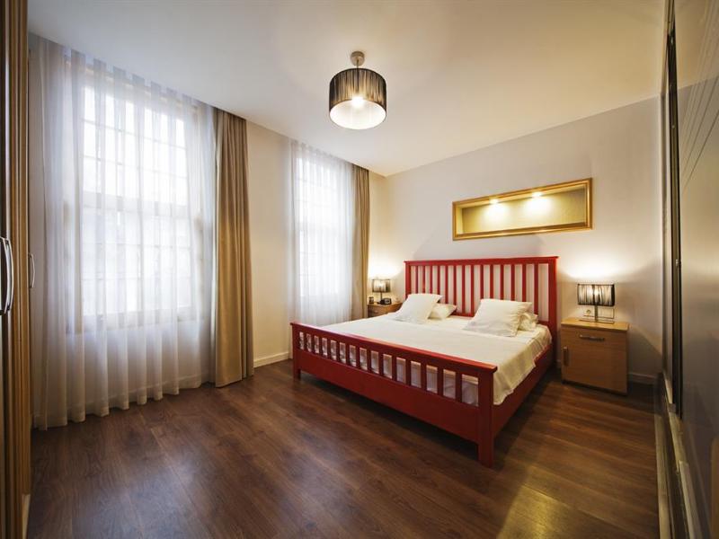 Pera City Suites