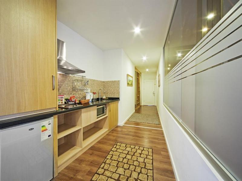 Pera City Suites