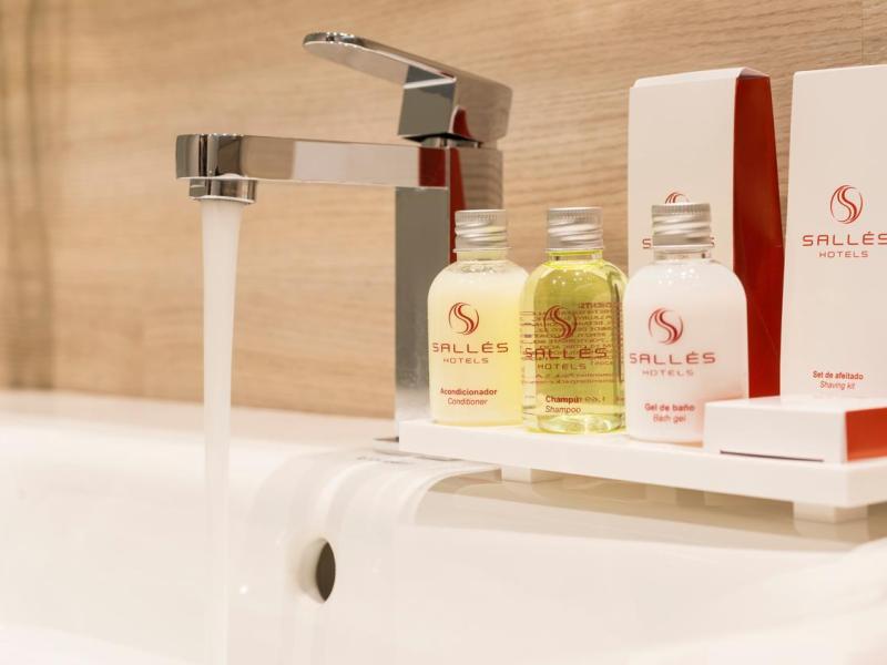 Salles Hotel Pere IV