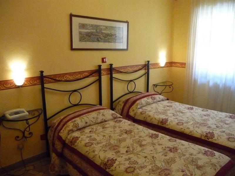 B&B Ariston Pisa Tower