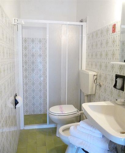 B&B Ariston Pisa Tower