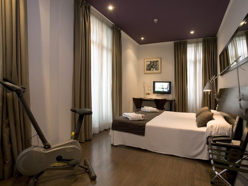 Petit Palace Arana