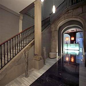 Petit Palace Opera Garden