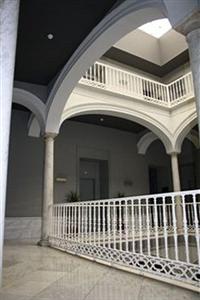 Petit Palace Santa Cruz