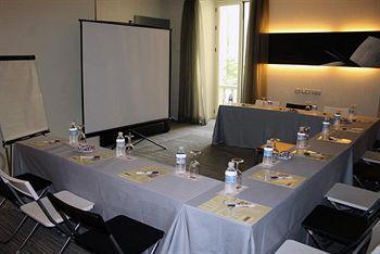 Petit Palace Santa Cruz