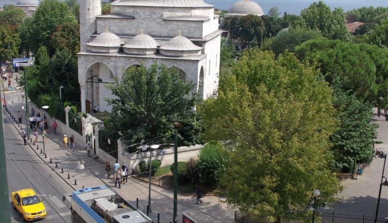 Esra Sultan Petrol Hotel  