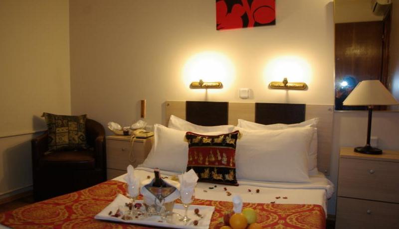 Esra Sultan Petrol Hotel  