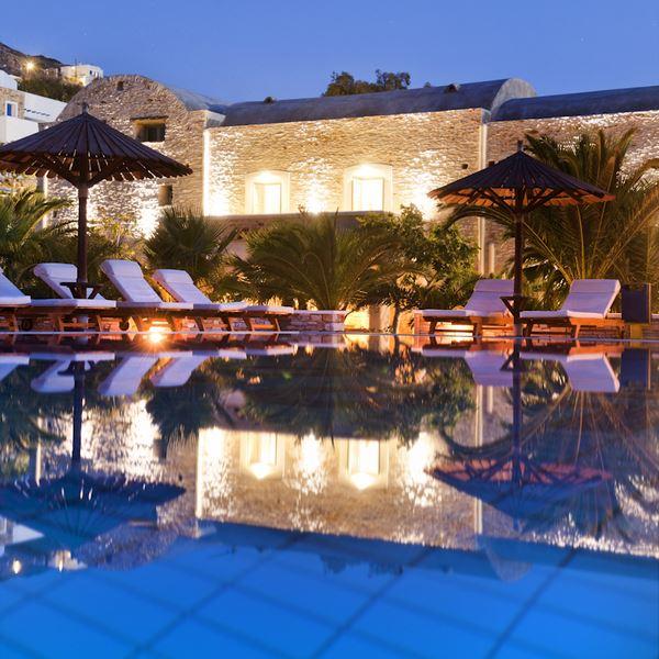 Petros Place Hotel