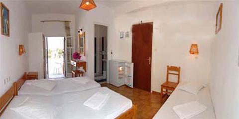 Petros Place Hotel