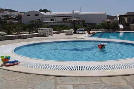 Petros Place Hotel