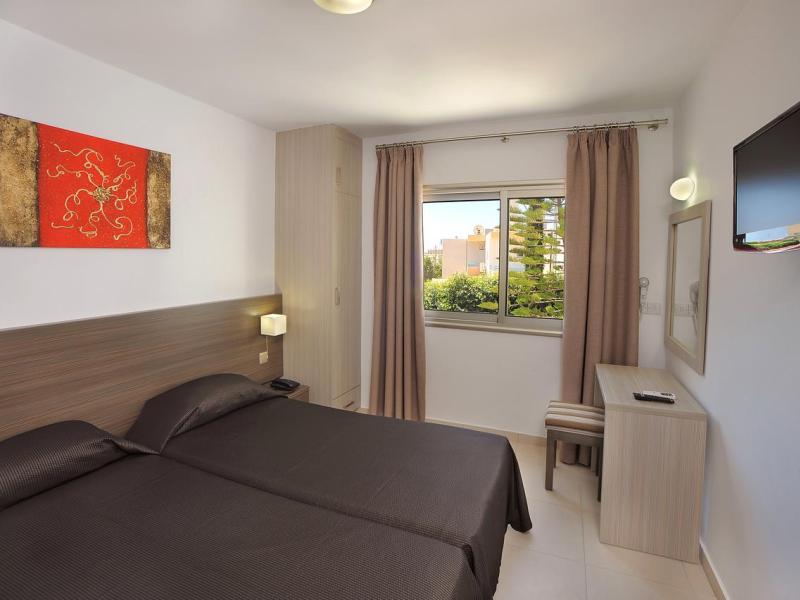 Petrosana Hotel Apts