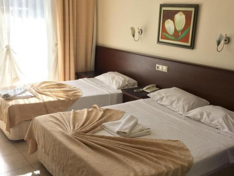 Club Park Marina Hotel