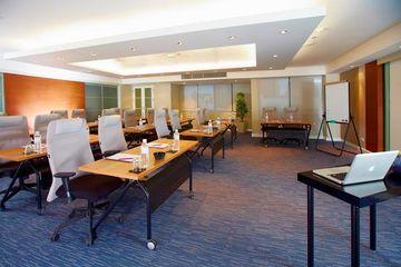 Parkroyal Suites Bangkok