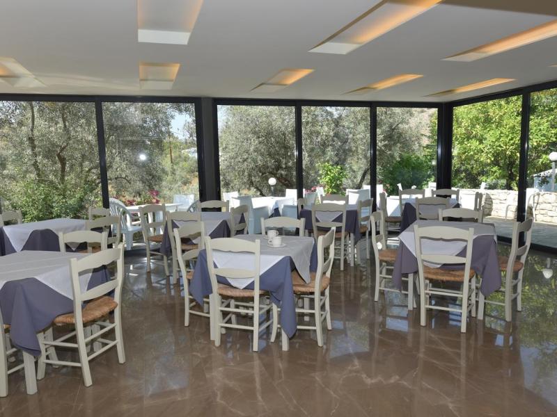 Phaistos Hotel 