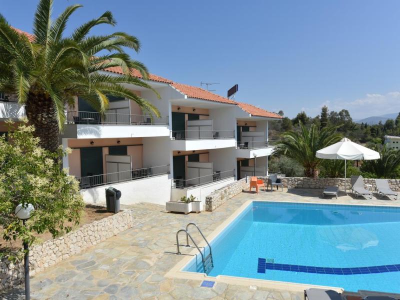 Phaistos Hotel 